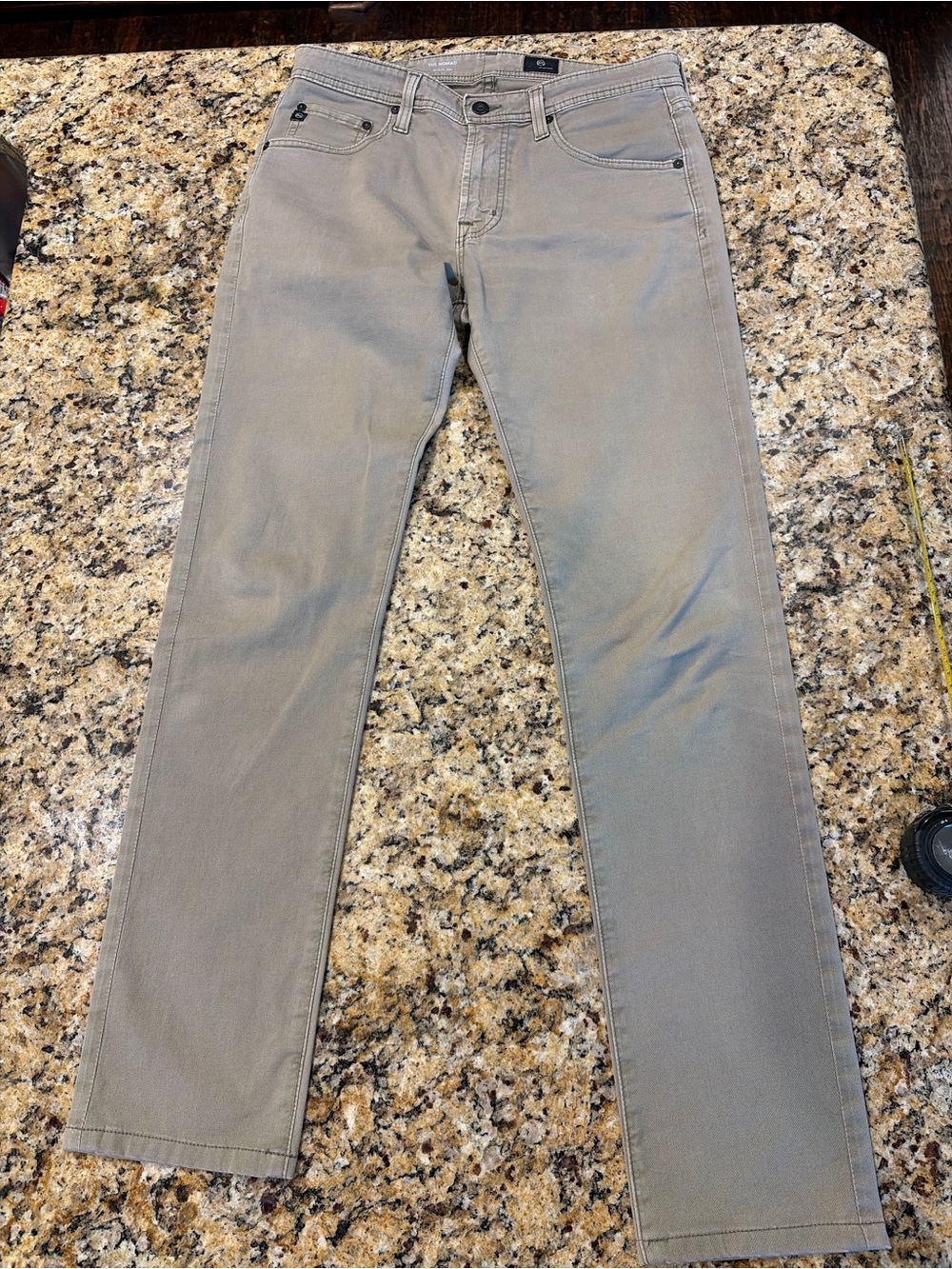 AG Adriano Goldschmied Nomad Modern Slim Twill pants in Khaki 31x34